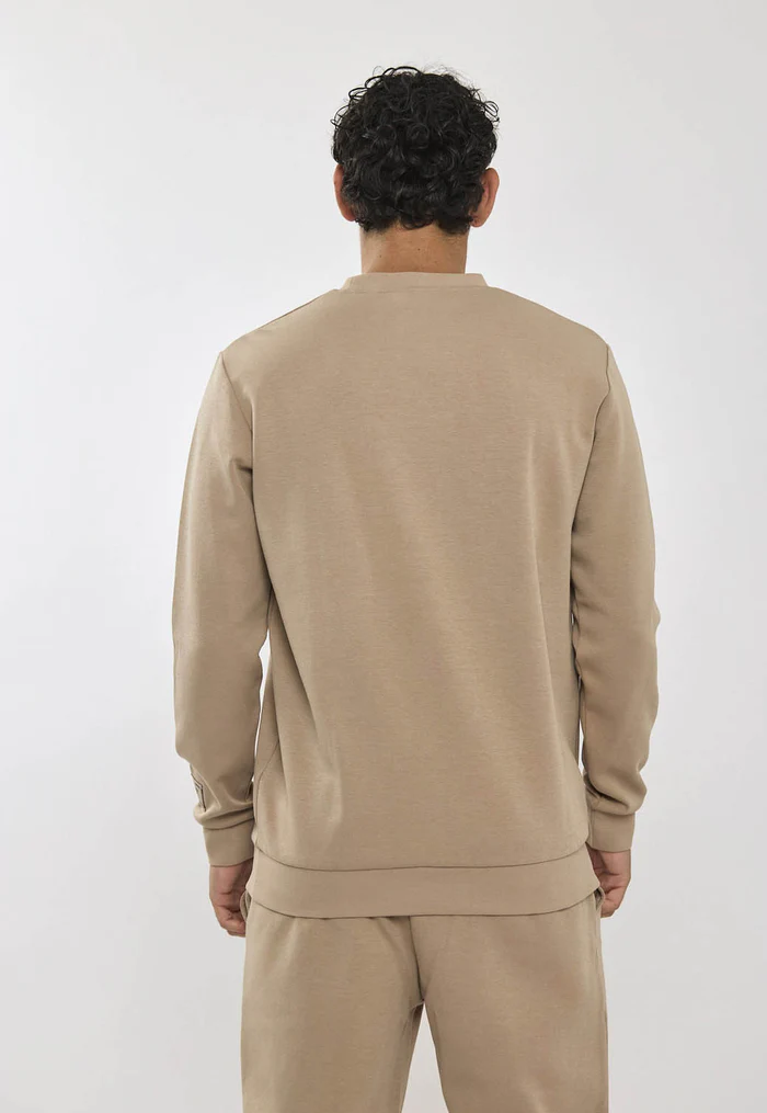 חליפת טרנינג שני חלקים 2026 – תמונה 4